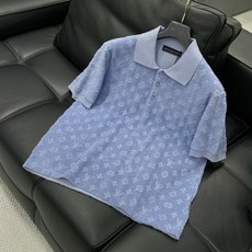 LouisVuitton 路易威登,2026春秋最新款,专柜同步有售,原单狠货,时尚休闲翻领短袖T恤,上 LouisVuitton 路易威登,2026春秋最新款,专柜同步有售,原单狠货,时尚休闲翻领短袖T恤,上
