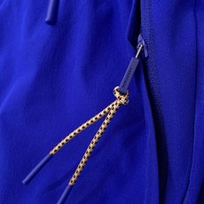 Burberry 巴宝莉,2026夏季最新品,专柜同步有售,原单狠货,时尚休闲短裤,进口原版面料,上身舒 Burberry 巴宝莉,2026夏季最新品,专柜同步有售,原单狠货,时尚休闲短裤,进口原版面料,上身舒