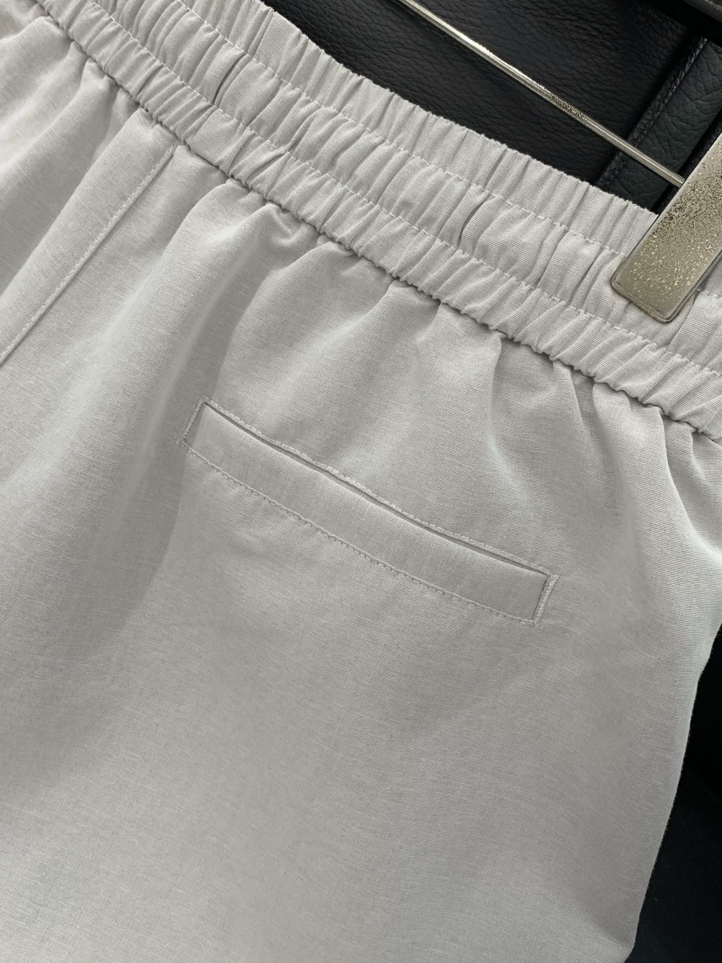 Balenciaga 巴黎世家，2026夏季最新品，专柜同步有售，原单狠货，时尚休闲短裤，进口原版面料，