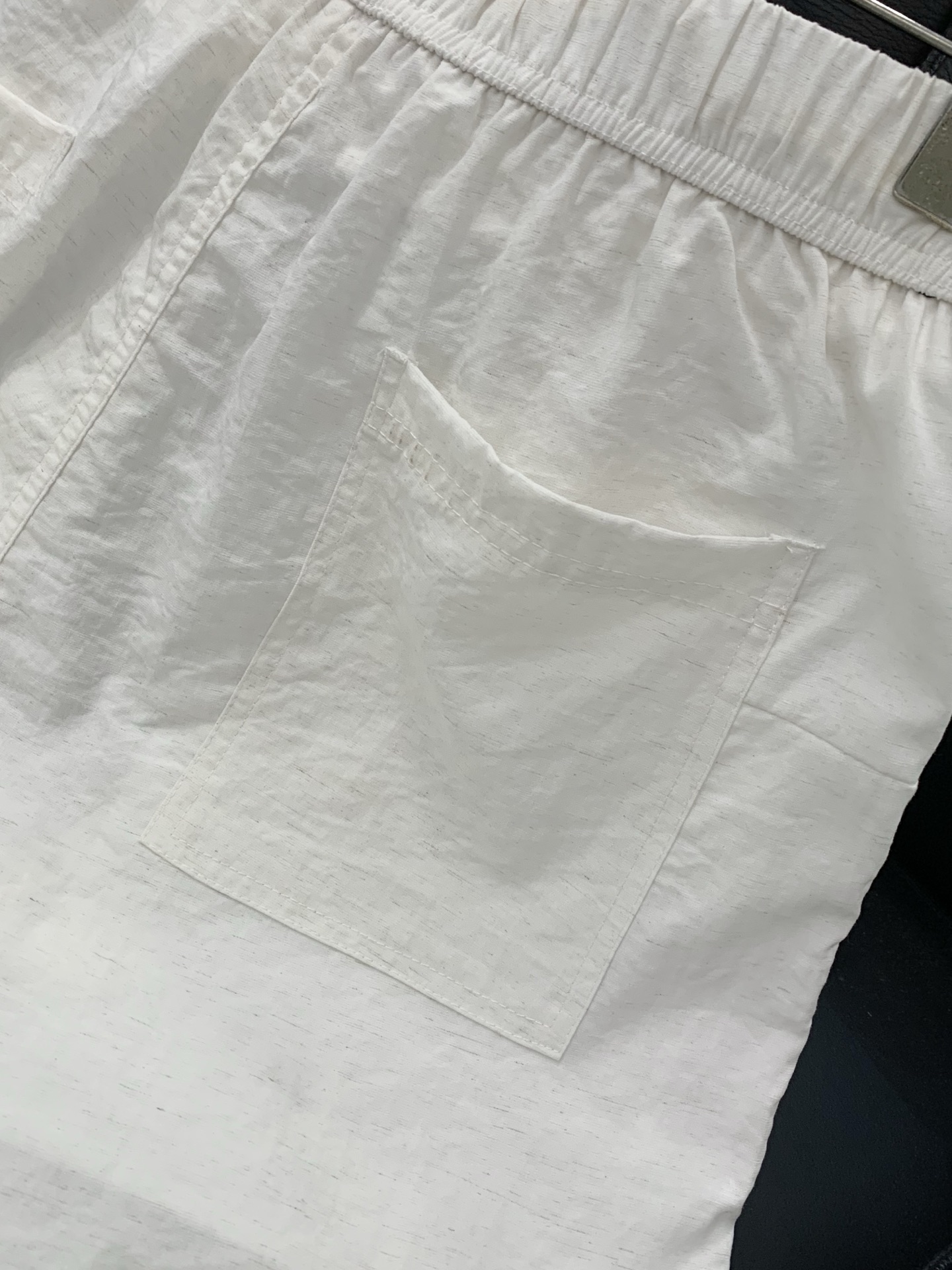 Balenciaga 巴黎世家，2026夏季最新品，专柜同步有售，原单狠货，时尚休闲短裤，进口原版面料，