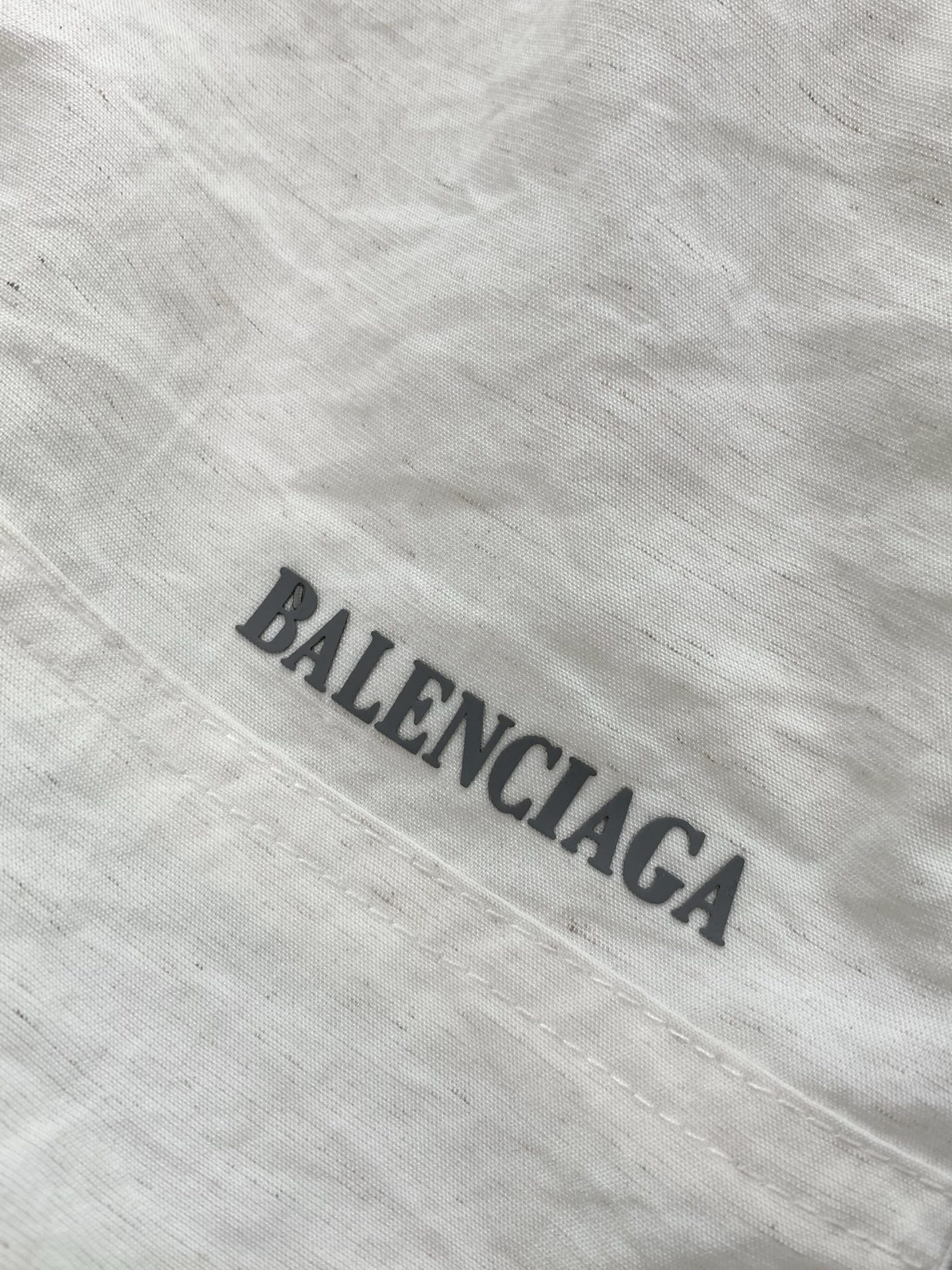 Balenciaga 巴黎世家，2026夏季最新品，专柜同步有售，原单狠货，时尚休闲短裤，进口原版面料，