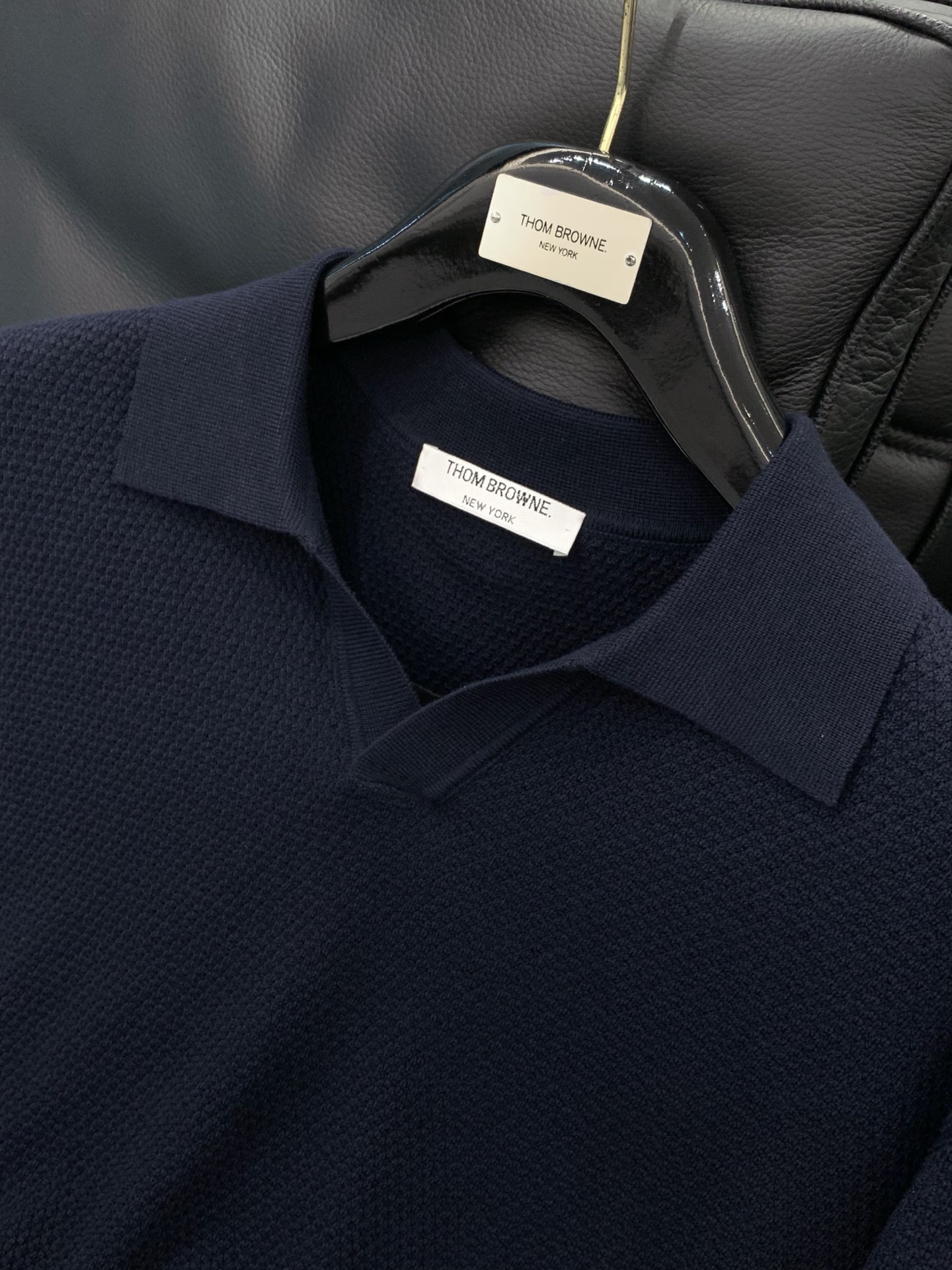 Thom Browne 汤姆·布朗 ，2026春秋最新品，时尚休闲针织翻领短袖，专柜同步有售，原单狠货，