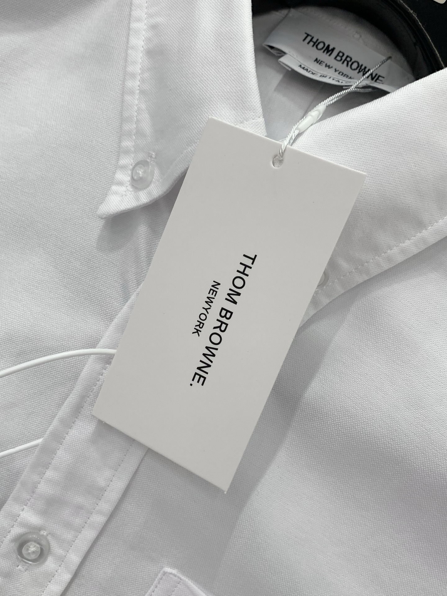 Thom Browne 汤姆·布朗 ，2026夏季最新品，时尚休闲短袖衬衫，专柜同步有售，原单狠货，采用