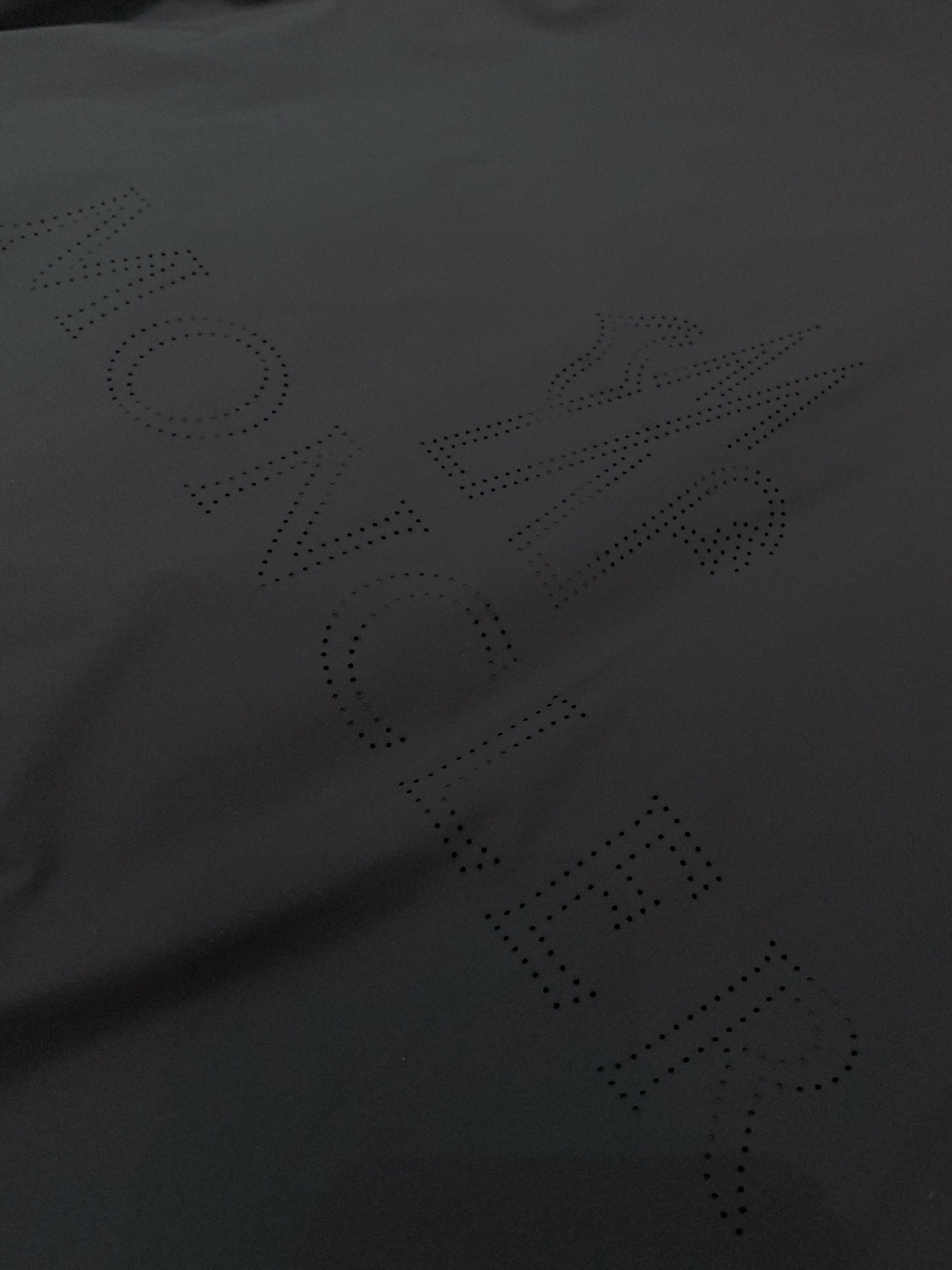Moncler 蒙口，2026春秋最新品，专柜同步有售，原单狠货，时尚休闲立领夹克外套，上身舒适！吸睛而
