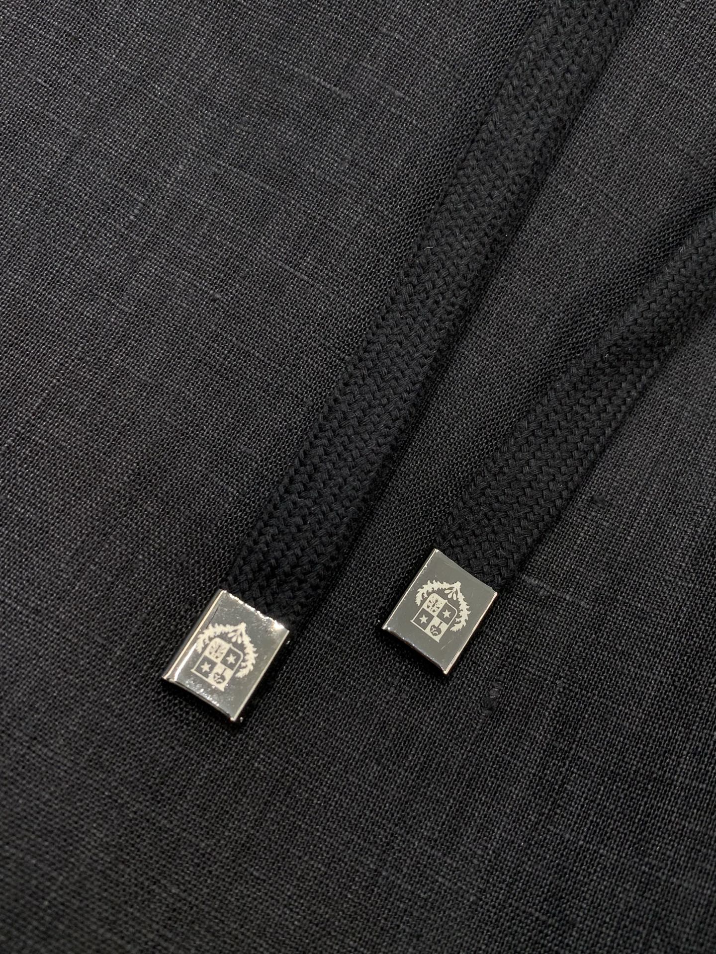 Loro piana(Loro Piana )，2026春秋最新品，专柜同步有售，原单狠货，时尚休闲裤，