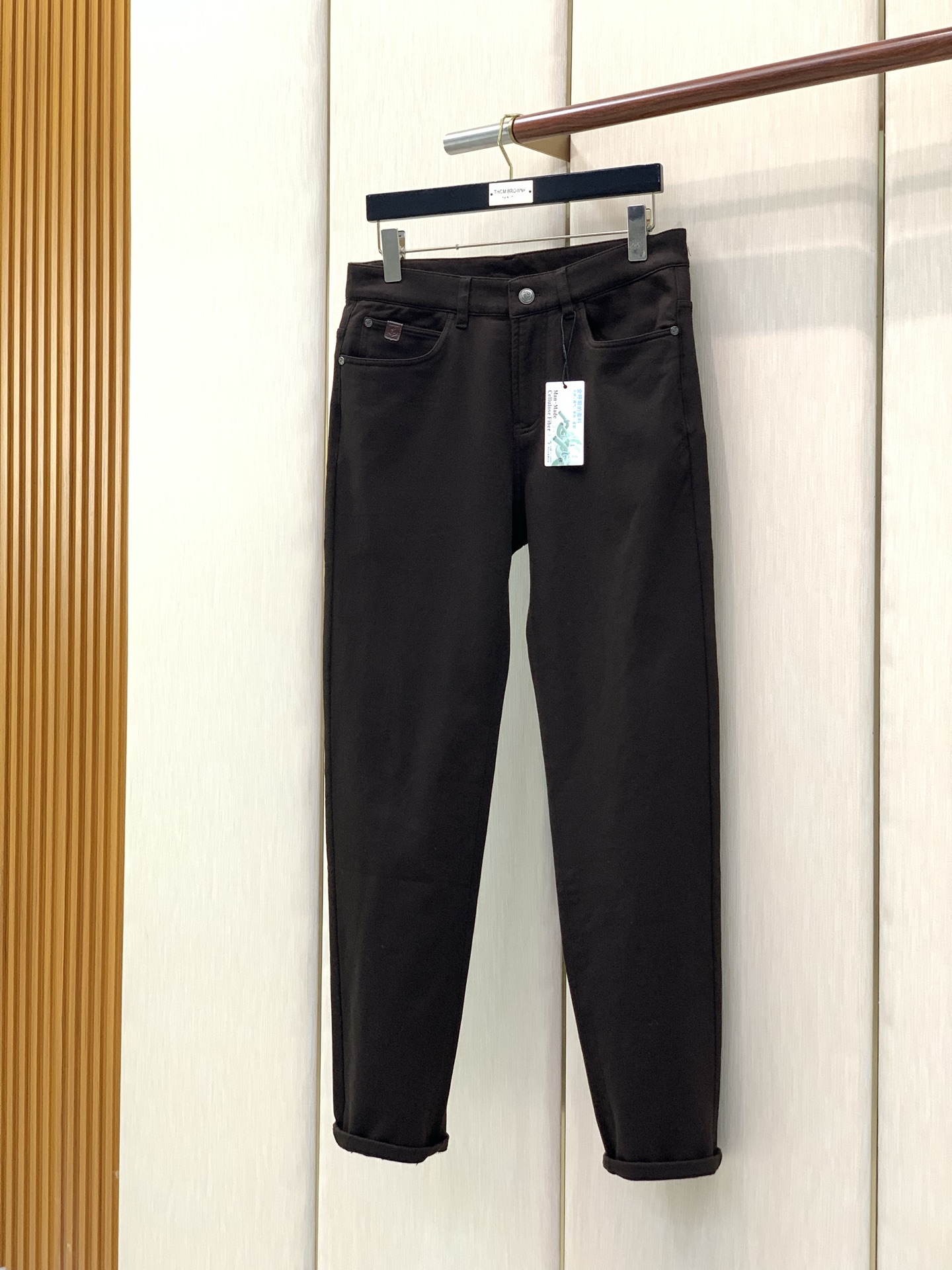 ，Loro Piana(Loro Piana )，2026早秋最新品，专柜同步有售，原单狠货，时尚休闲裤，采用进口原版面