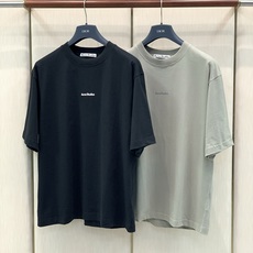 ,ACNE专柜经典黑色偏宽松短袖 材质 纯棉 尺码S-2XL S胸围106衣长72肩51袖长26 M胸围110衣长7 ,ACNE专柜经典黑色偏宽松短袖 材质 纯棉 尺码S-2XL S胸围106衣长72肩51袖长26 M胸围110衣长7