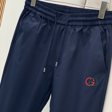 ,Gucci深蓝色松紧运动休闲裤 时尚系列,独特设计,抽绳休闲长裤 订纱开始订染和订纺。 国内某大厂出口日本 和供 ,Gucci深蓝色松紧运动休闲裤 时尚系列,独特设计,抽绳休闲长裤 订纱开始订染和订纺。 国内某大厂出口日本 和供