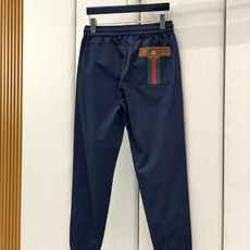 ,Gucci深蓝色松紧运动休闲裤 时尚系列,独特设计,抽绳休闲长裤 订纱开始订染和订纺。 国内某大厂出口日本 和供 ,Gucci深蓝色松紧运动休闲裤 时尚系列,独特设计,抽绳休闲长裤 订纱开始订染和订纺。 国内某大厂出口日本 和供