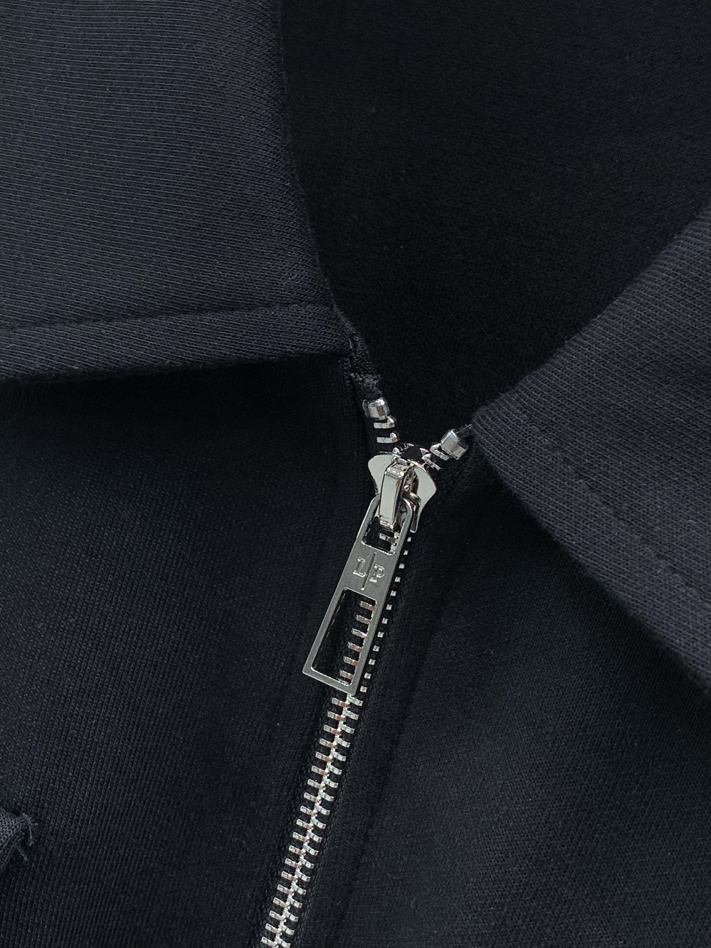 一套，Loro piana(Loro Piana )，2026秋季最新品，专柜同步有售，原单狠货，时尚休闲套装，采用进口