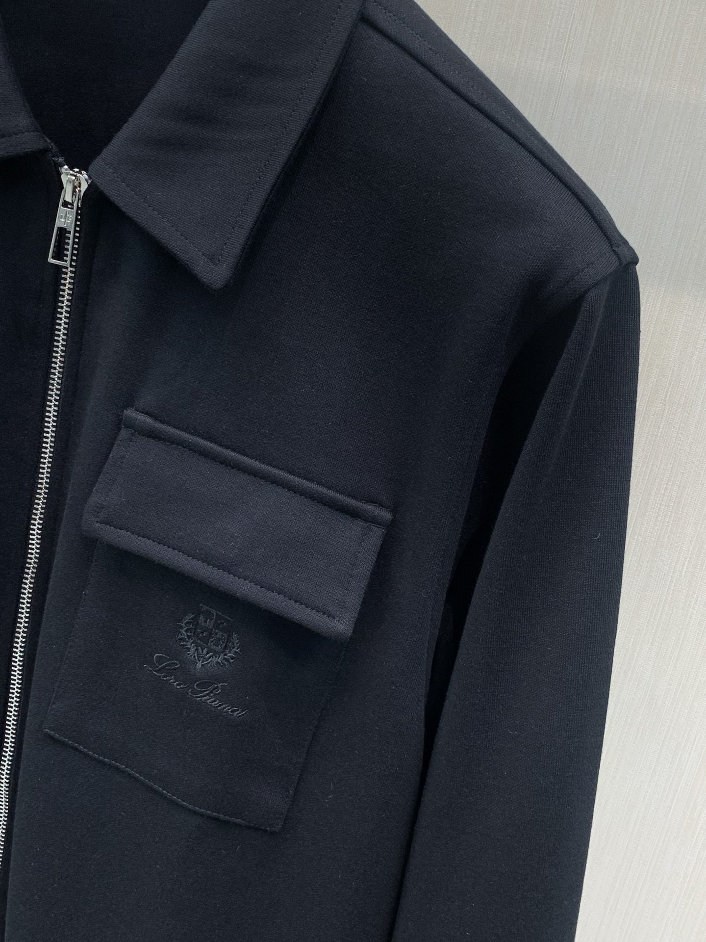 一套，Loro piana(Loro Piana )，2026秋季最新品，专柜同步有售，原单狠货，时尚休闲套装，采用进口