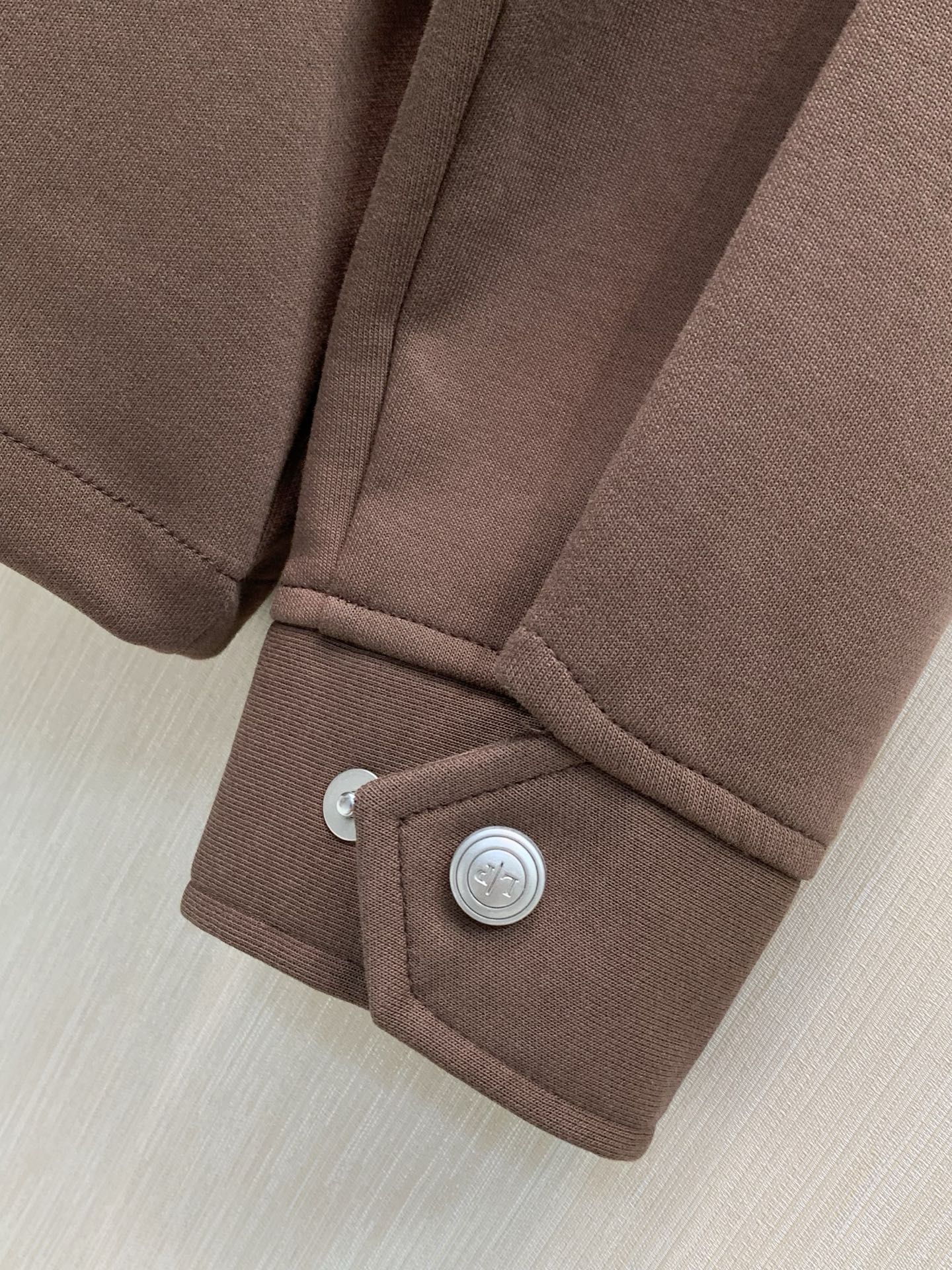 一套，Loro piana(Loro Piana )，2026秋季最新品，专柜同步有售，原单狠货，时尚休闲套装，采用进口