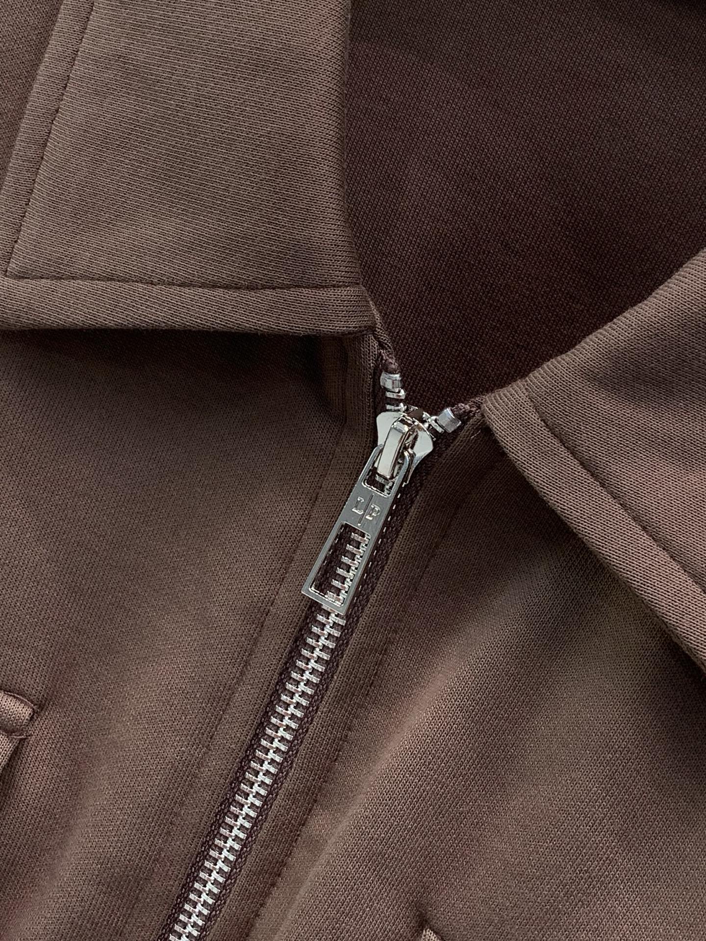 一套，Loro piana(Loro Piana )，2026秋季最新品，专柜同步有售，原单狠货，时尚休闲套装，采用进口