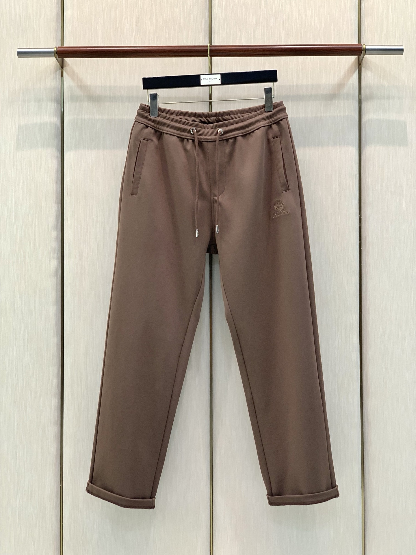 一套，Loro piana(Loro Piana )，2026秋季最新品，专柜同步有售，原单狠货，时尚休闲套装，采用进口