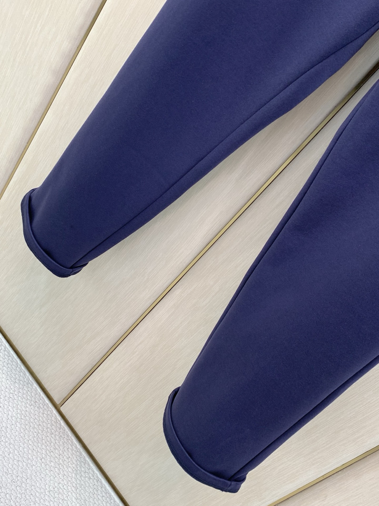 一套，Loro piana(Loro Piana )，2026秋季最新品，专柜同步有售，原单狠货，时尚休闲套装，采用进口