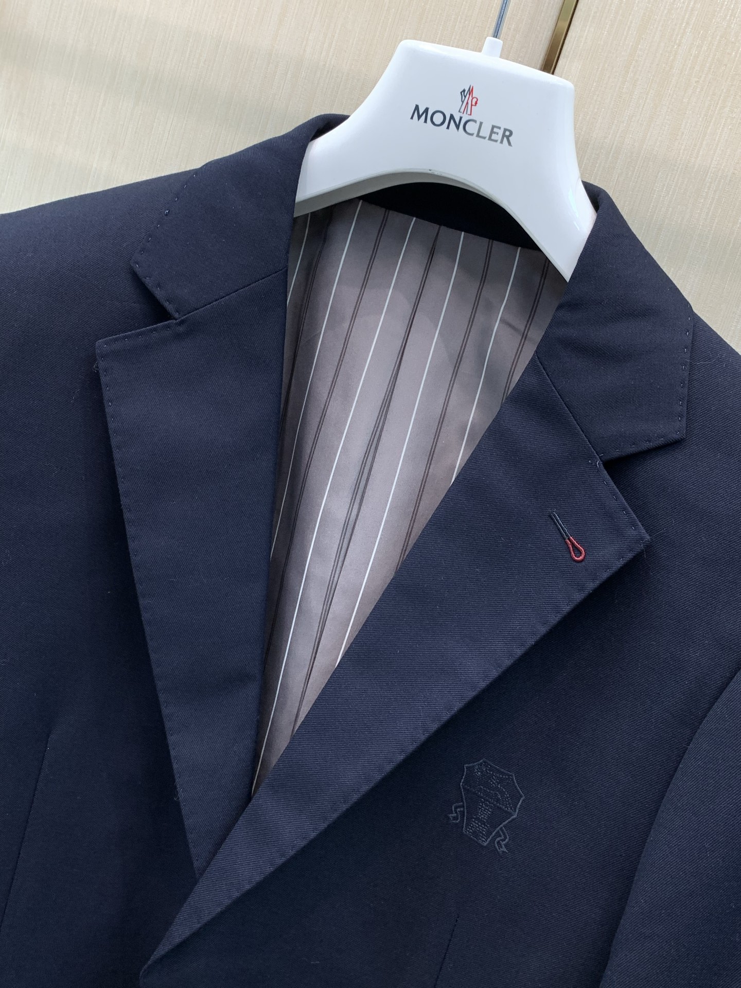 ，BRUNELLO CUCINELLI 意大利神狮，2026秋季最新品，专柜同步有售，原单狠货，时尚休闲西装外套，采用进