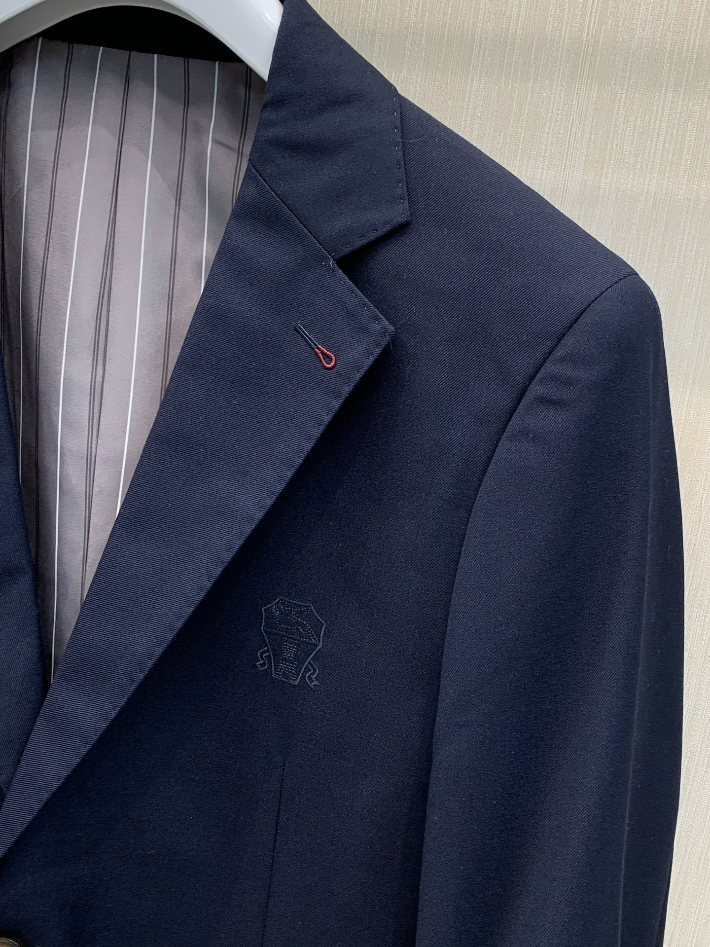 ，BRUNELLO CUCINELLI 意大利神狮，2026秋季最新品，专柜同步有售，原单狠货，时尚休闲西装外套，采用进