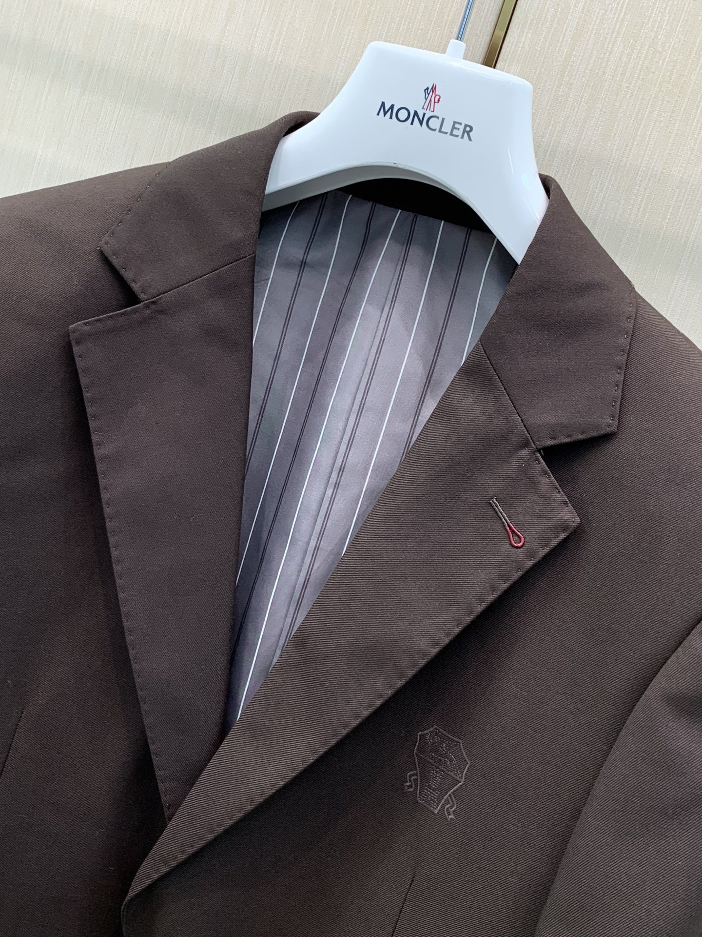 ，BRUNELLO CUCINELLI 意大利神狮，2026秋季最新品，专柜同步有售，原单狠货，时尚休闲西装外套，采用进