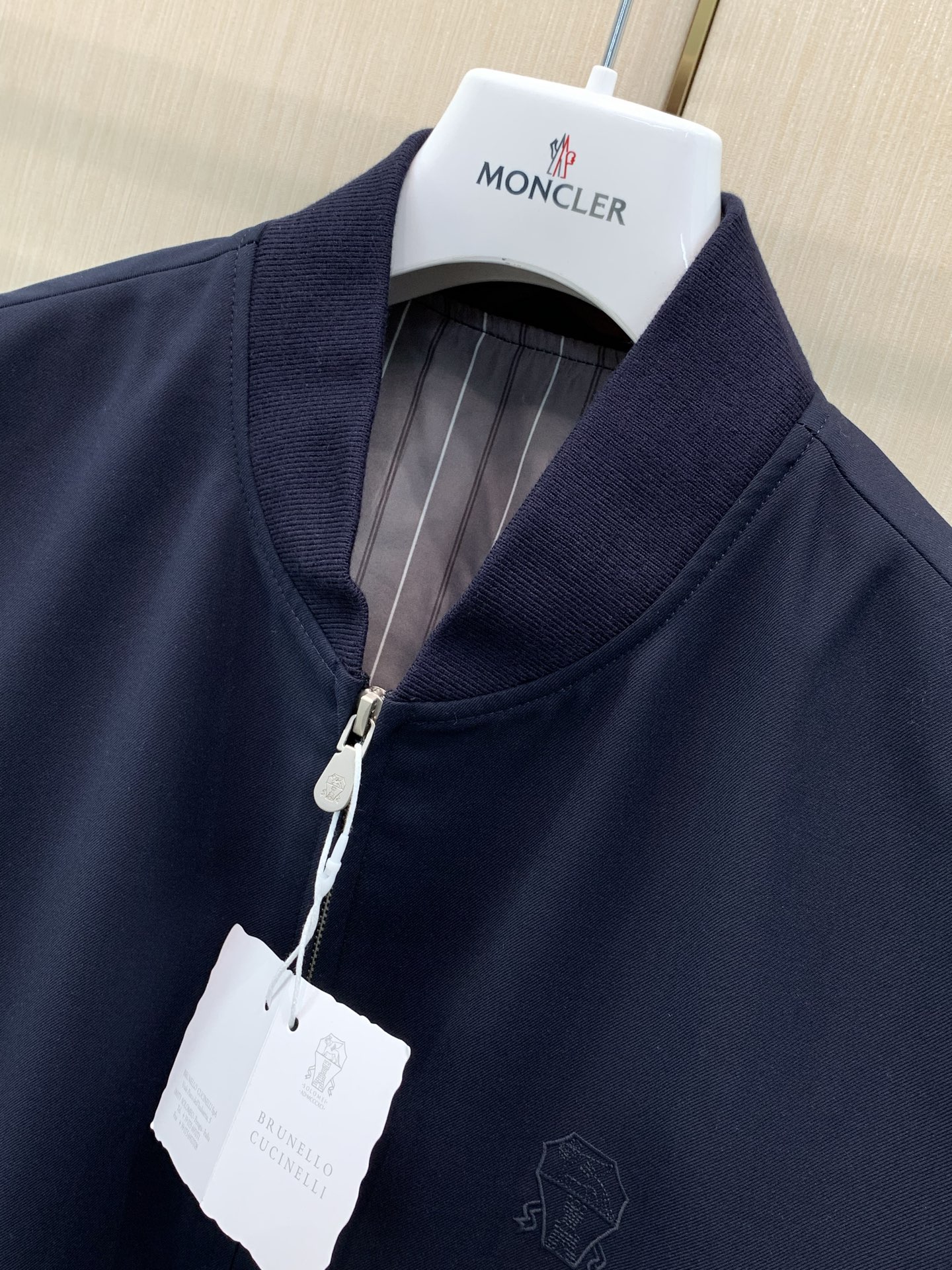 ，BRUNELLO CUCINELLI 意大利神狮，2026秋季最新品，专柜同步有售，原单狠货，时尚休闲马甲，采用进口原