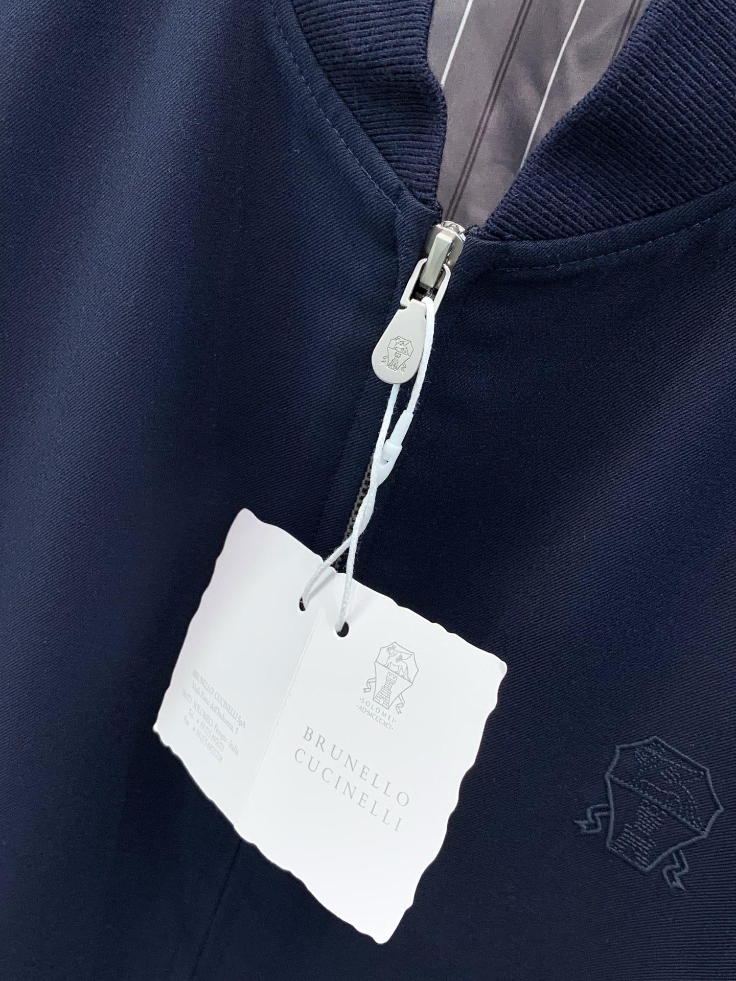 ，BRUNELLO CUCINELLI 意大利神狮，2026秋季最新品，专柜同步有售，原单狠货，时尚休闲马甲，采用进口原