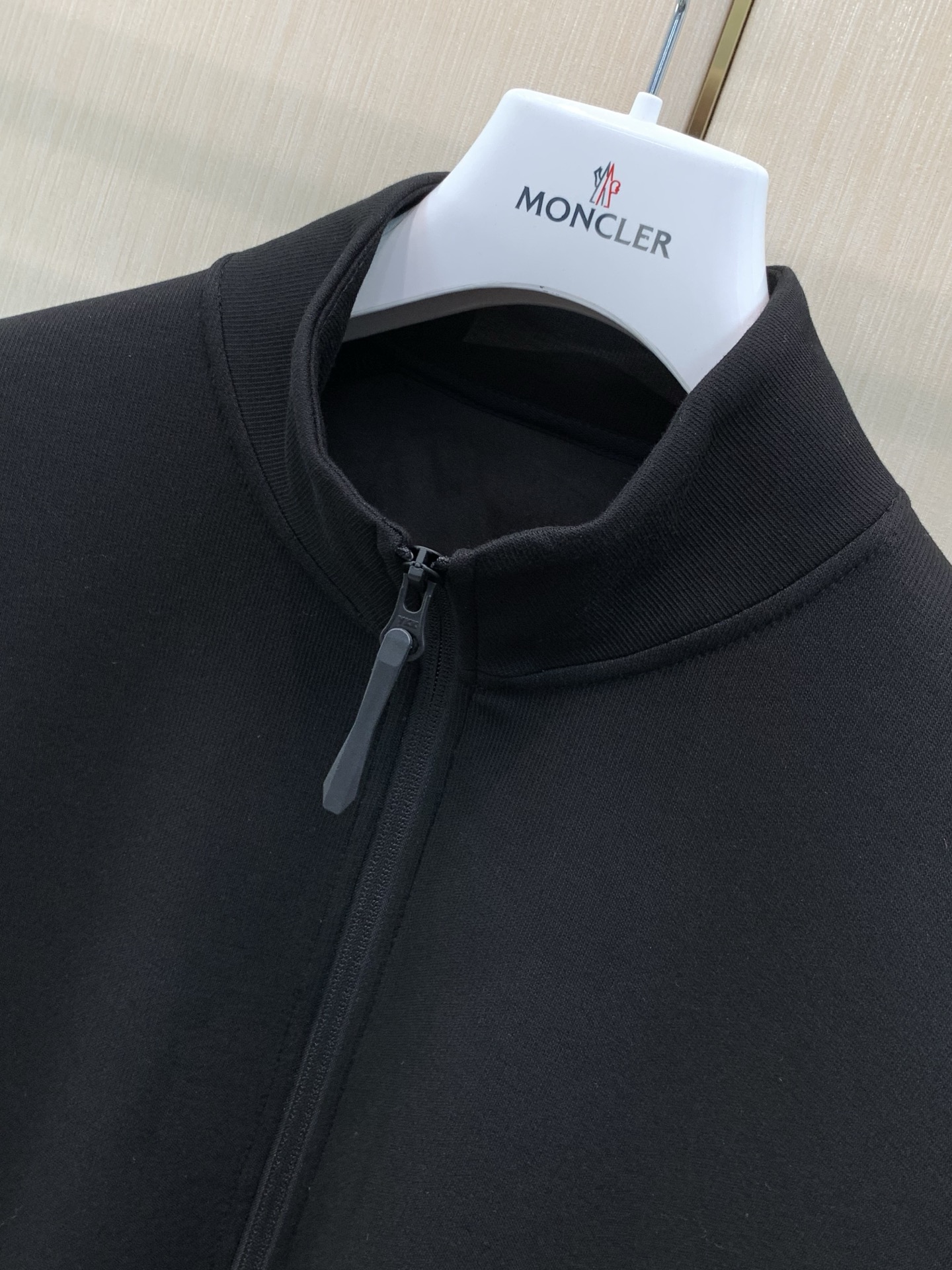 ，ARCTERYX 始祖鸟，2026秋季AW新品，时尚休闲立领外套，专柜同步有售，原单狠货，进口原版面料，工艺极度复杂，