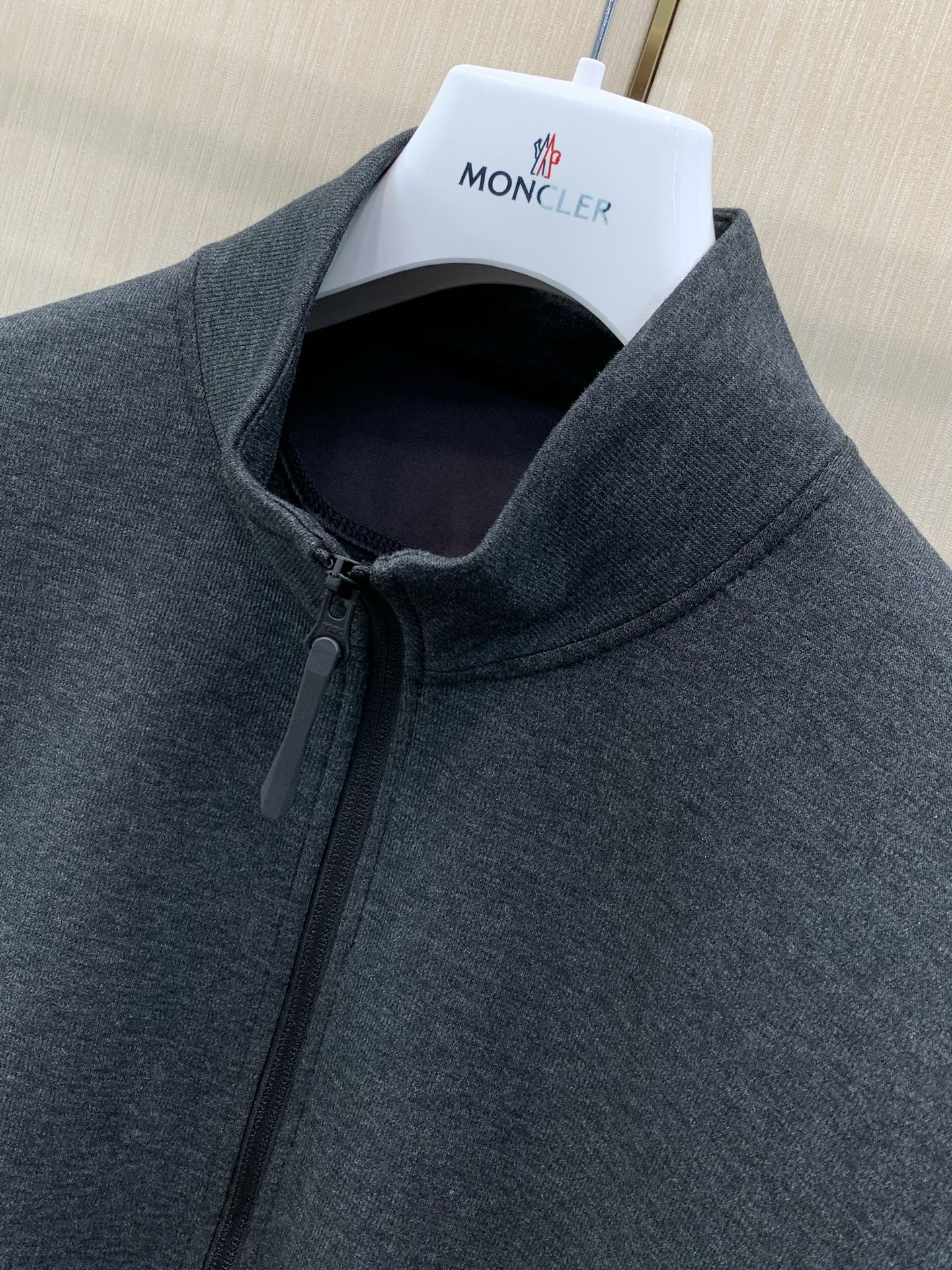 ，ARCTERYX 始祖鸟，2026秋季AW新品，时尚休闲立领外套，专柜同步有售，原单狠货，进口原版面料，工艺极度复杂，