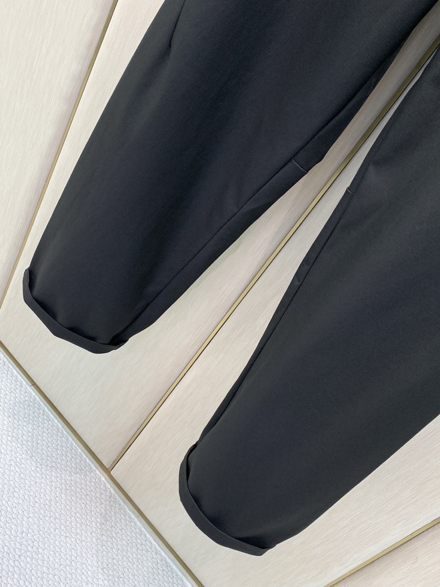 ，Canada Goose 加拿大鹅，2026秋季最新品，专柜同步有售，原单狠货，时尚休闲裤，精工复刻，绝对一比一顶级复