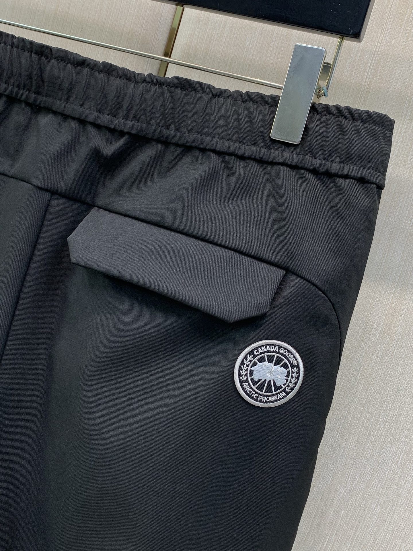 ，Canada Goose 加拿大鹅，2026秋季最新品，专柜同步有售，原单狠货，时尚休闲裤，精工复刻，绝对一比一顶级复