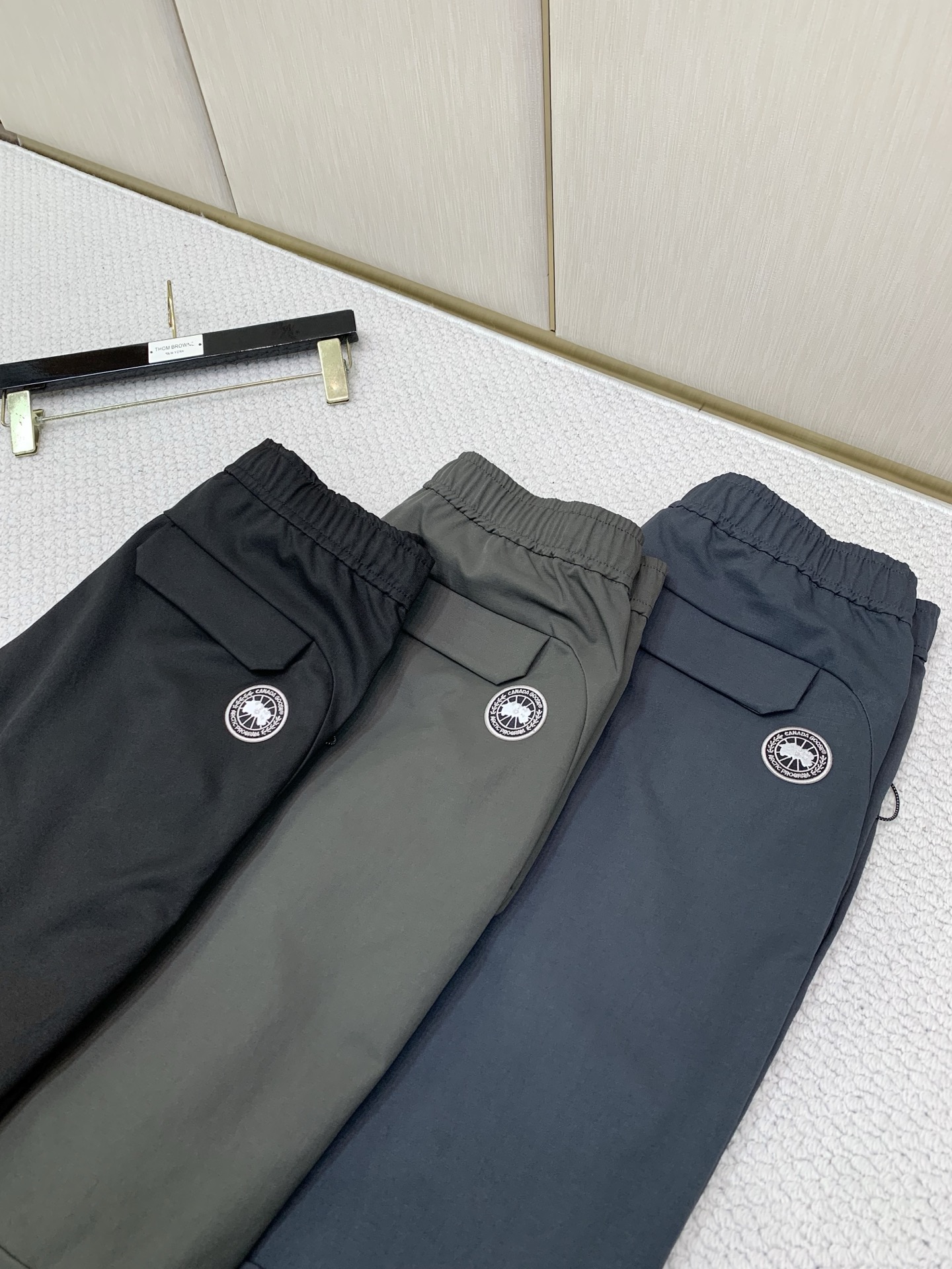 ，Canada Goose 加拿大鹅，2026秋季最新品，专柜同步有售，原单狠货，时尚休闲裤，精工复刻，绝对一比一顶级复