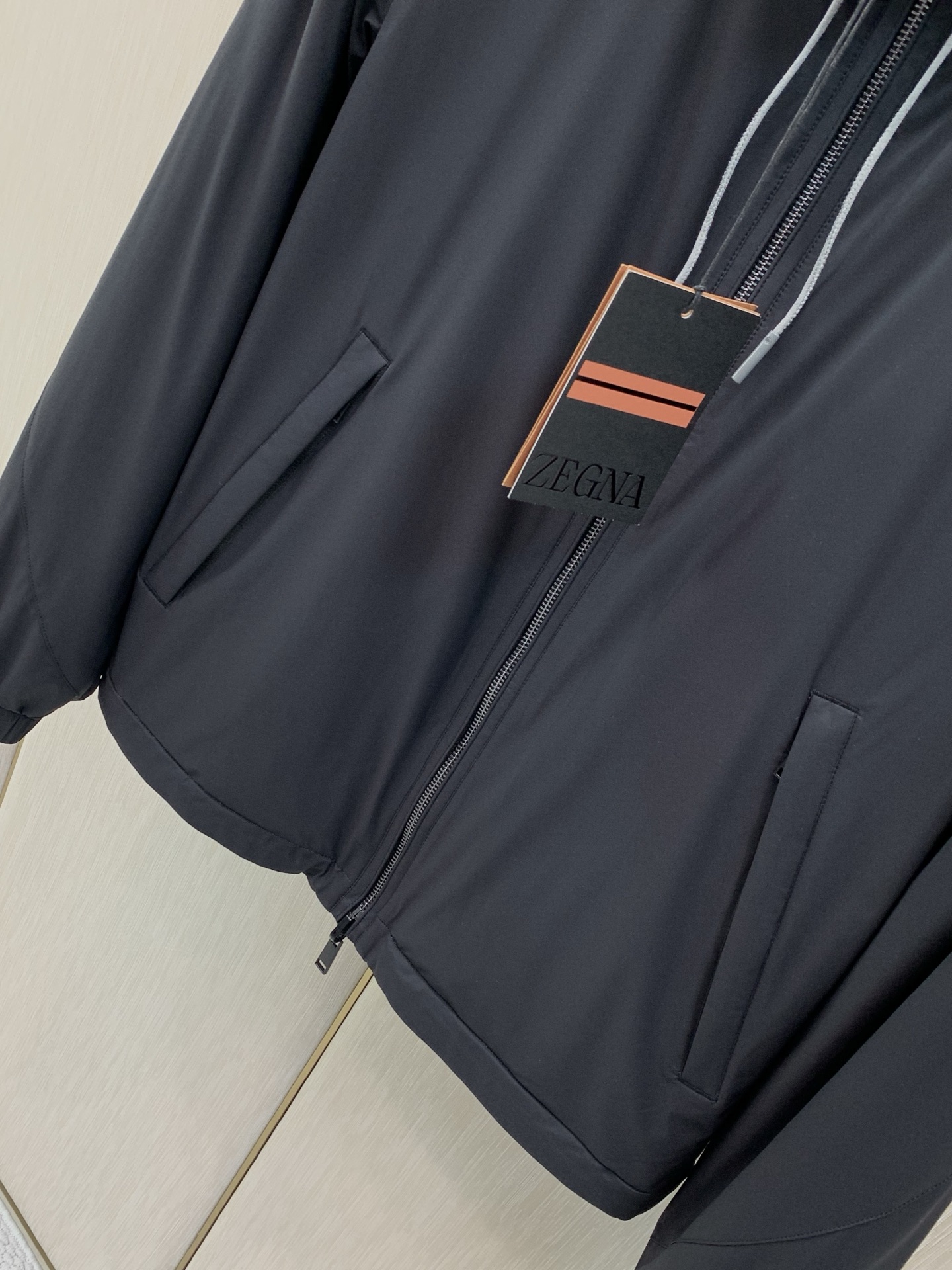 ，杰尼亚 Zegna，2026初冬最新品，专柜同步有售，原单狠货，时尚休闲➕薄棉两面穿夹克外套，采用进口原版面料，舒适透