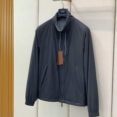 ,杰尼亚 Zegna,2026初冬最新品,专柜同步有售,原单狠货,时尚休闲➕薄棉两面穿夹克外套,采用进口原版面料,舒适透 ,杰尼亚 Zegna,2026初冬最新品,专柜同步有售,原单狠货,时尚休闲➕薄棉两面穿夹克外套,采用进口原版面料,舒适透