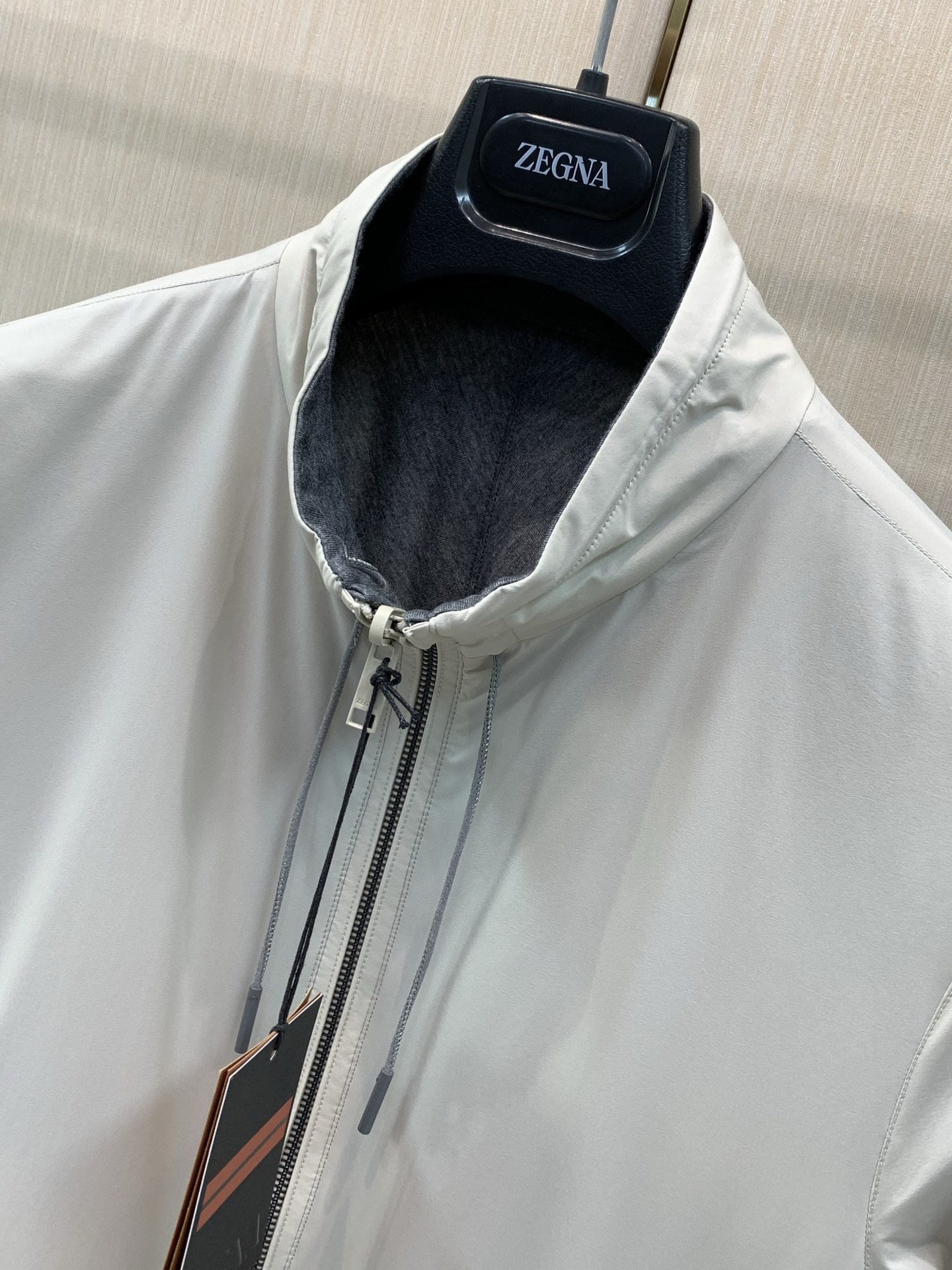 ，杰尼亚 Zegna，2026初冬最新品，专柜同步有售，原单狠货，时尚休闲➕薄棉两面穿夹克外套，采用进口原版面料，舒适透