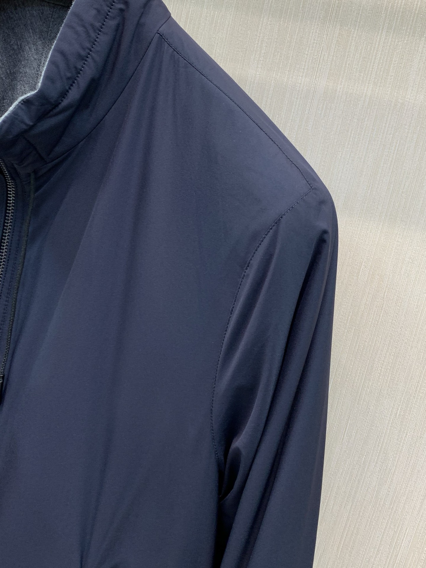 ，杰尼亚 Zegna，2026初冬最新品，专柜同步有售，原单狠货，时尚休闲➕薄棉两面穿夹克外套，采用进口原版面料，舒适透