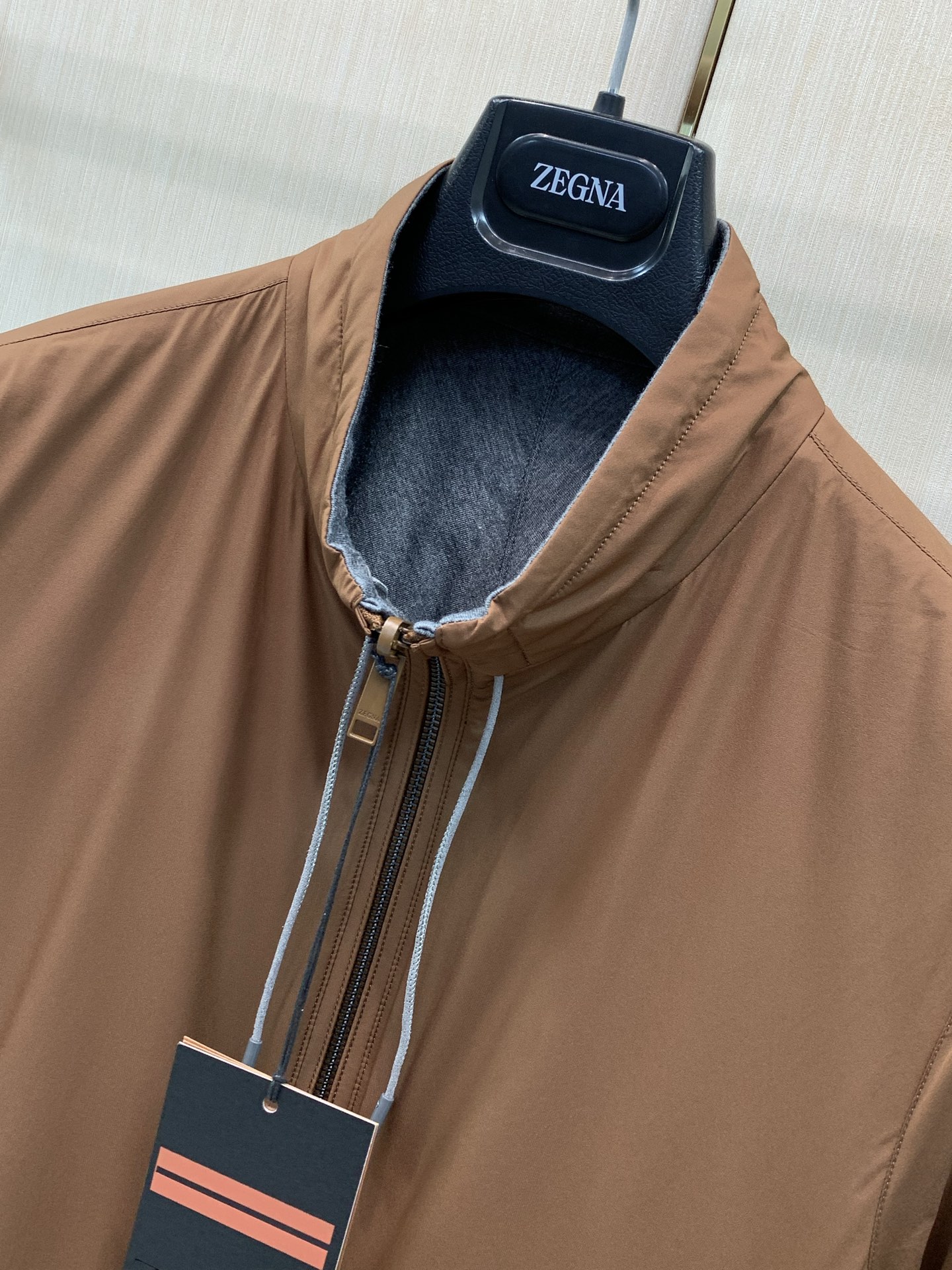 ，杰尼亚 Zegna，2026初冬最新品，专柜同步有售，原单狠货，时尚休闲➕薄棉两面穿夹克外套，采用进口原版面料，舒适透