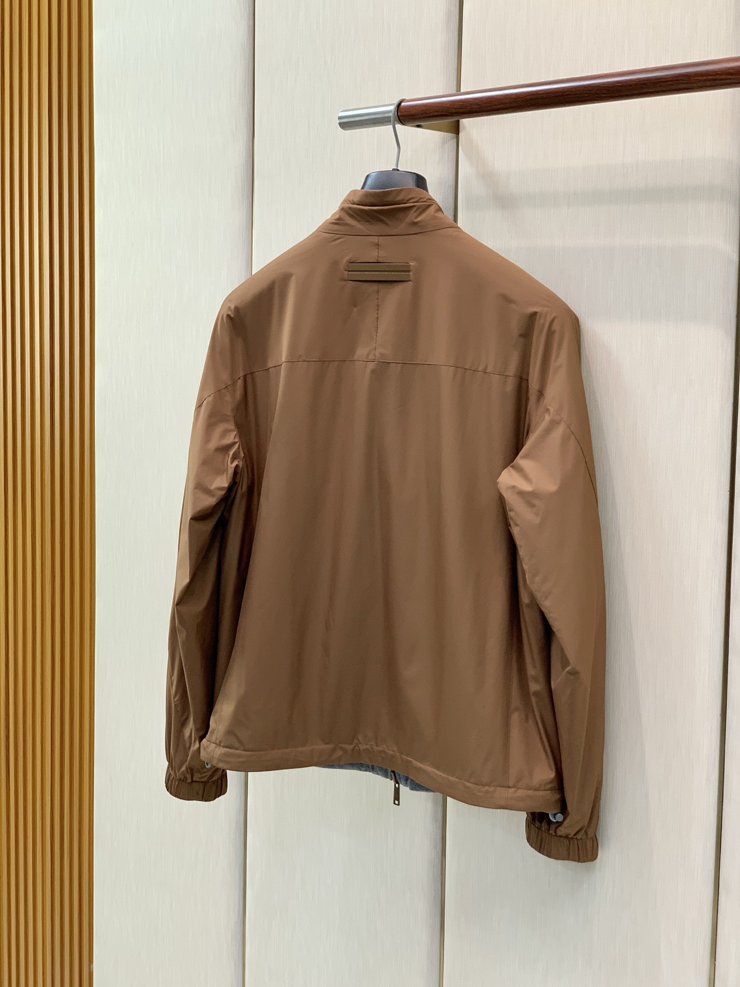 ，杰尼亚 Zegna，2026初冬最新品，专柜同步有售，原单狠货，时尚休闲➕薄棉两面穿夹克外套，采用进口原版面料，舒适透