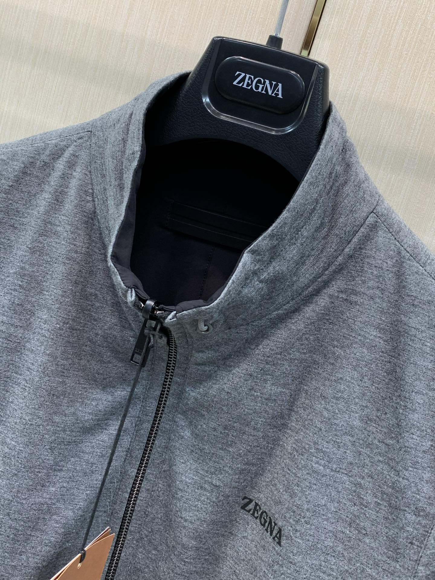 ，杰尼亚 Zegna，2026初冬最新品，专柜同步有售，原单狠货，时尚休闲➕薄棉两面穿夹克外套，采用进口原版面料，舒适透