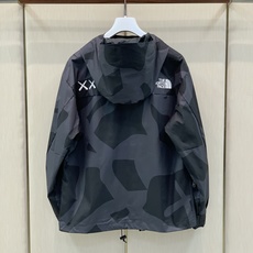 ,The North Face®北面 ,2026AW秋冬新品,时尚休闲连帽外套,专柜同步有售,原单狠货,采用进口原版面料 ,The North Face®北面 ,2026AW秋冬新品,时尚休闲连帽外套,专柜同步有售,原单狠货,采用进口原版面料
