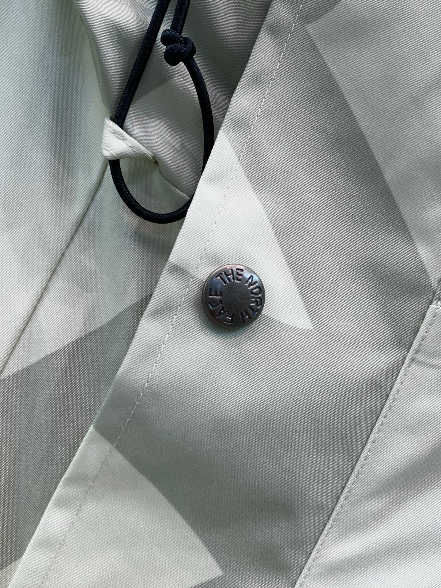 ,The North Face®北面 ,2026AW秋冬新品,时尚休闲连帽外套,专柜同步有售,原单狠货,采用进口原版面料 ,The North Face®北面 ,2026AW秋冬新品,时尚休闲连帽外套,专柜同步有售,原单狠货,采用进口原版面料