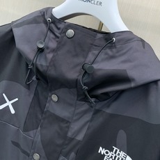 ,The North Face®北面 ,2026AW秋冬新品,时尚休闲连帽外套,专柜同步有售,原单狠货,采用进口原版面料 ,The North Face®北面 ,2026AW秋冬新品,时尚休闲连帽外套,专柜同步有售,原单狠货,采用进口原版面料