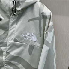 ,The North Face®北面 ,2026AW秋冬新品,时尚休闲连帽外套,专柜同步有售,原单狠货,采用进口原版面料 ,The North Face®北面 ,2026AW秋冬新品,时尚休闲连帽外套,专柜同步有售,原单狠货,采用进口原版面料