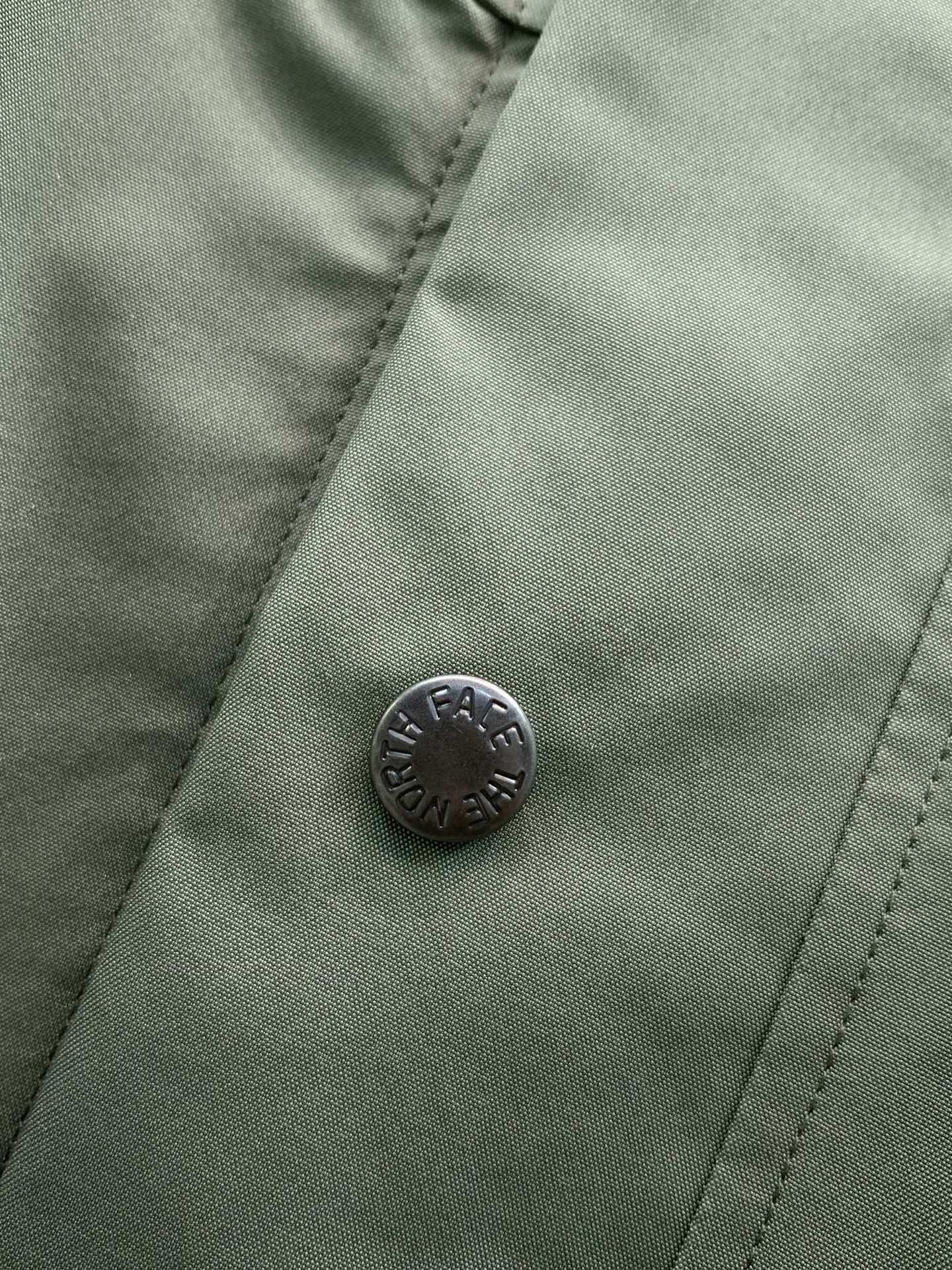 ，The North Face®北面 ，2026AW秋冬新品，时尚休闲连帽外套，专柜同步有售，原单狠货，采用进口原版面料