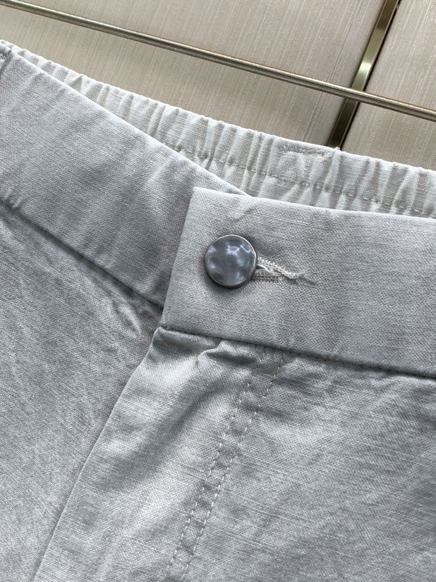 ，Balenciaga 巴黎世家，2026春秋最新品，专柜同步有售，原单狠货，时尚休闲裤，进口原版面料，舒适有弹性，顶级
