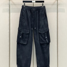 ,Balenciaga 巴黎世家,2026春秋最新品,专柜同步有售,原单狠货,时尚休闲裤,进口原版面料,舒适有弹性,顶级 ,Balenciaga 巴黎世家,2026春秋最新品,专柜同步有售,原单狠货,时尚休闲裤,进口原版面料,舒适有弹性,顶级