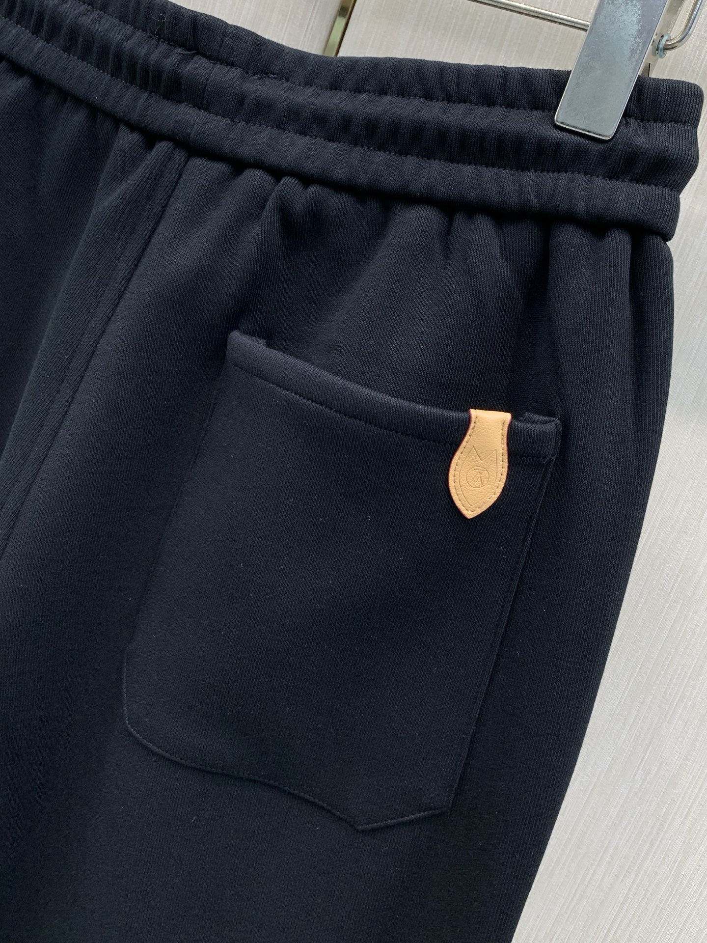 衣服，裤子230，LouisVuitton 路易威登，2026秋季最新款，专柜同步有售，原单狠货，时尚休闲套装，上身很有