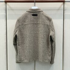 ,Brioni.羊毛混纺翻领夹克拉链外套 材质 50%聚酯纤维 50%羊毛 ,Brioni.羊毛混纺翻领夹克拉链外套 材质 50%聚酯纤维 50%羊毛