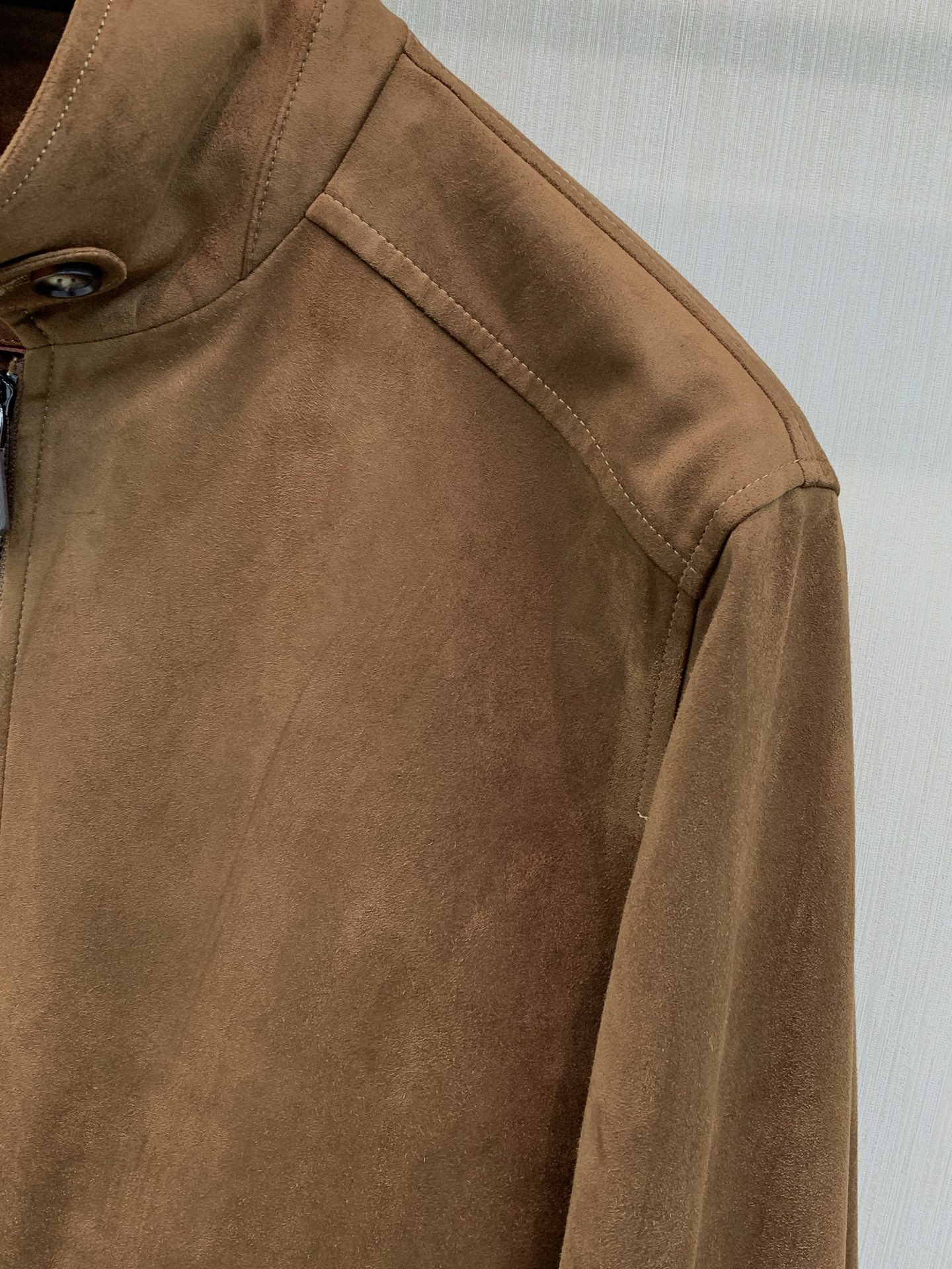 ,Loro Piana 立领夹克拉链外套 材质92%涤纶 8%氨纶。 里料 100%涤纶 尺码48-56 4 ,Loro Piana 立领夹克拉链外套 材质92%涤纶 8%氨纶。 里料 100%涤纶 尺码48-56 4