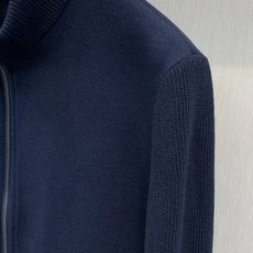 ,Loro Piana 羊毛混纺立领夹克拉链外套 材质 44%聚酯纤维 7.8%羊毛 15.3棉 ,Loro Piana 羊毛混纺立领夹克拉链外套 材质 44%聚酯纤维 7.8%羊毛 15.3棉