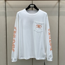 ,Chrome Hearts 克罗心,2026早秋新品,专柜同步有售,原单狠货,时尚休闲圆领长袖T恤,采用进口原版面料, ,Chrome Hearts 克罗心,2026早秋新品,专柜同步有售,原单狠货,时尚休闲圆领长袖T恤,采用进口原版面料,