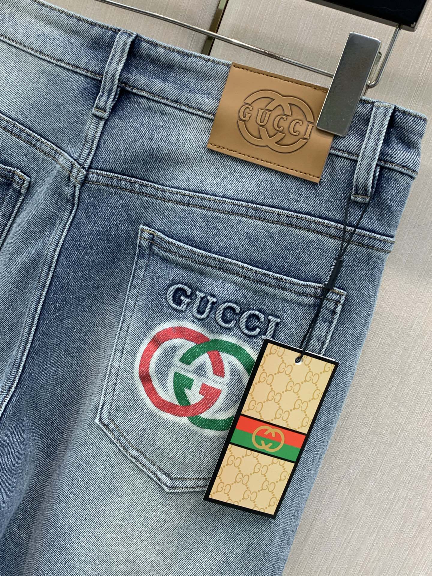 ，GUCCI 古驰，2026春秋最新品，专柜同步有售，原单狠货，水洗休闲水洗牛仔裤，进口原版水洗弹力面料，舒适有弹性，独