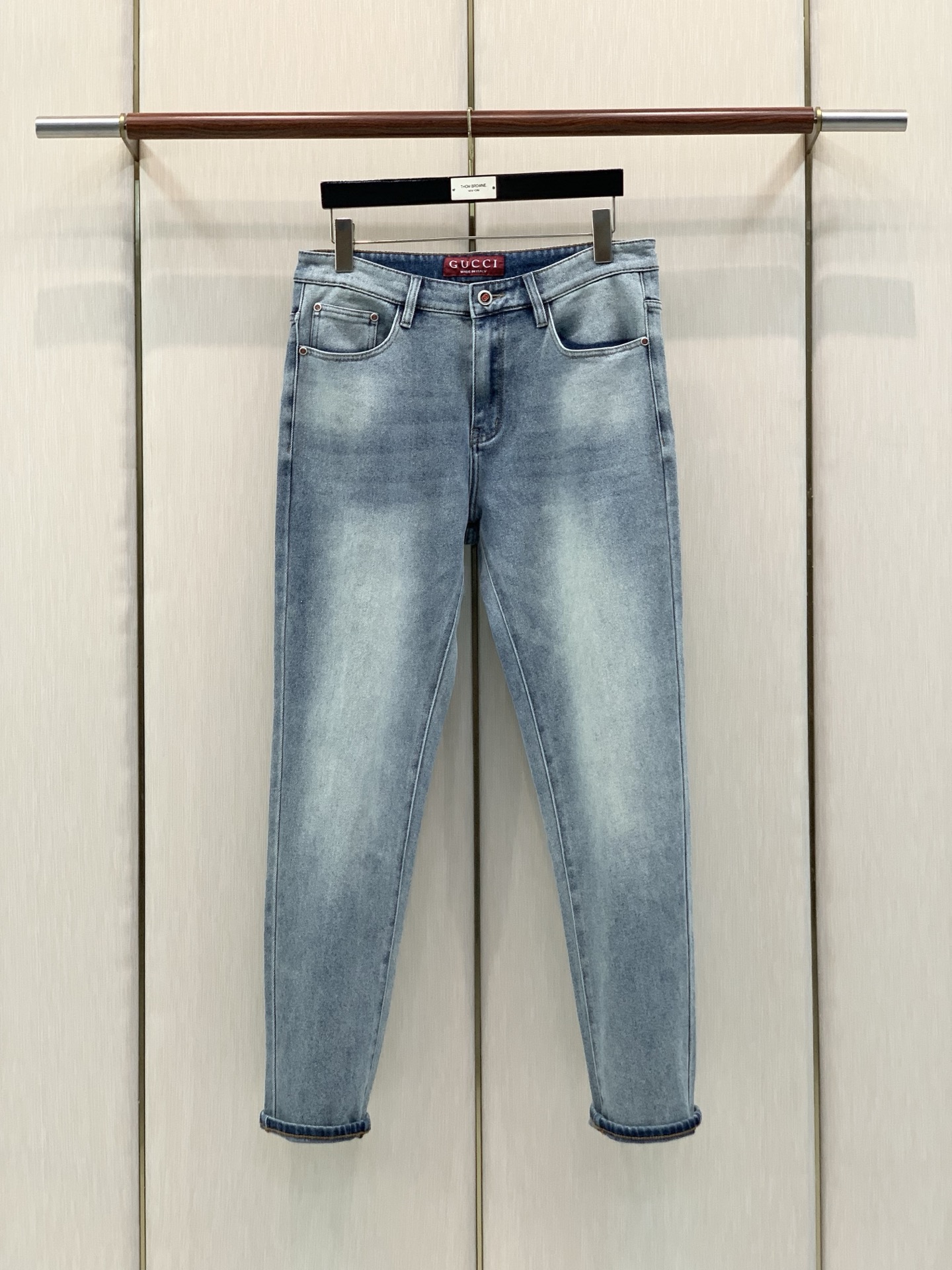 ,GUCCI 古驰,2026春秋最新品,专柜同步有售,原单狠货,水洗休闲水洗牛仔裤,进口原版水洗弹力面料,舒适有弹性,独 ,GUCCI 古驰,2026春秋最新品,专柜同步有售,原单狠货,水洗休闲水洗牛仔裤,进口原版水洗弹力面料,舒适有弹性,独